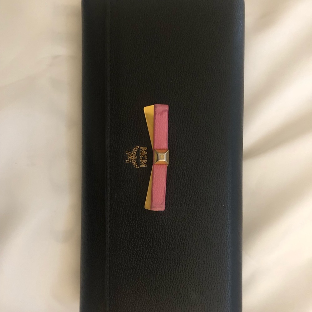 MCM Wallet